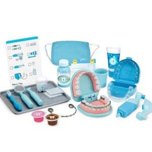 Melissa & Doug Super Smile Dentist Play Set